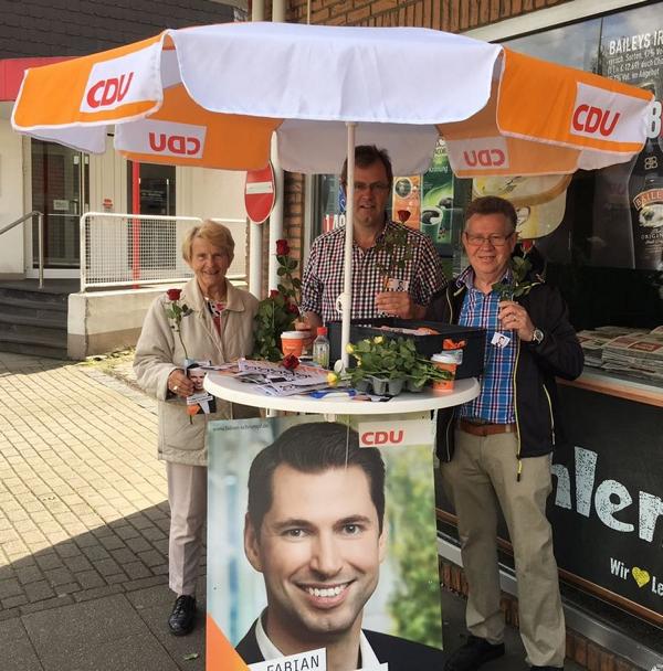 Wahkampf stand in kettwig vor der brücke
